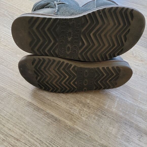 Ugg Classic Tall 5823 Metallic Pewter size 8 - Picture 7 of 8